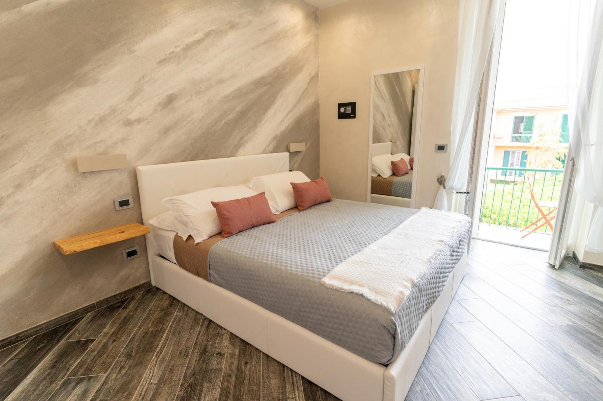 Suites Matteotti 57 Чивитавеккья Экстерьер фото